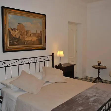 Maximo Guest house *